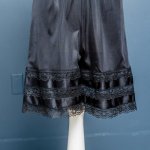 Petti pants black white