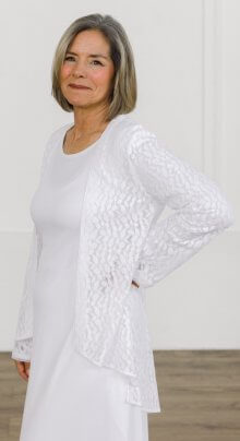 Innsbruck LDS temple top in white lace with long sleeves and elegant drape